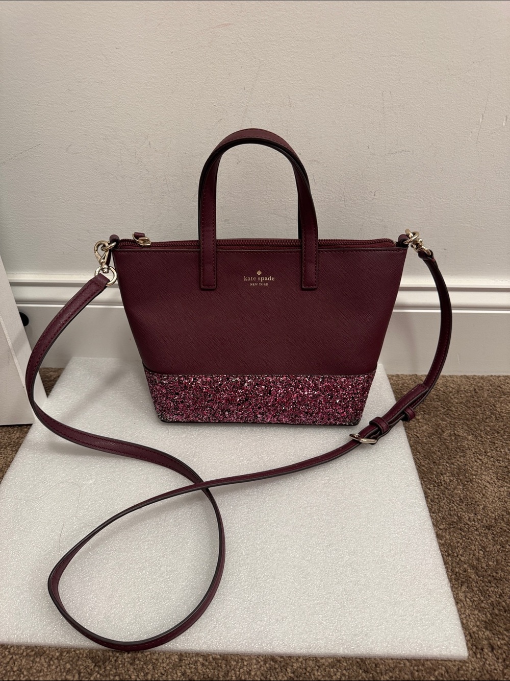 Kate spade greta court ina glitter crossbody bag purse